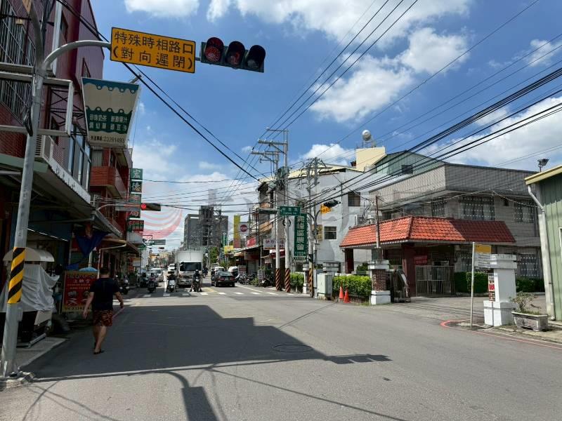 四德商圈★雙車位★高質感電梯別墅房屋室內格局與周邊環境