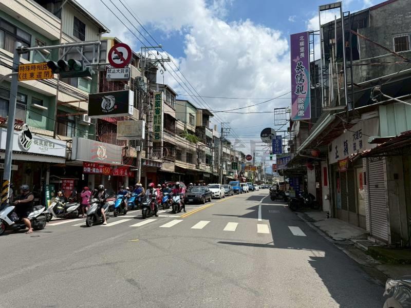 四德商圈★雙車位★高質感電梯別墅房屋室內格局與周邊環境