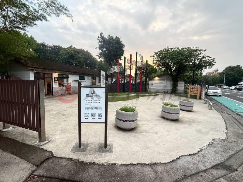 亞州大學滿租4套房★附機車位★震後宅房屋室內格局與周邊環境