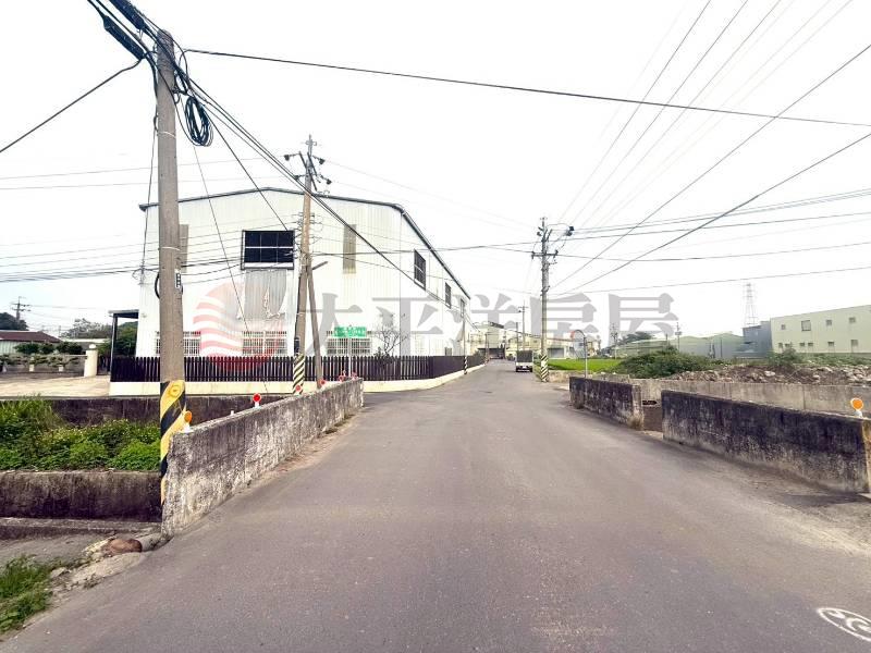 芬園★大面寬★超值百坪甲建房屋室內格局與周邊環境