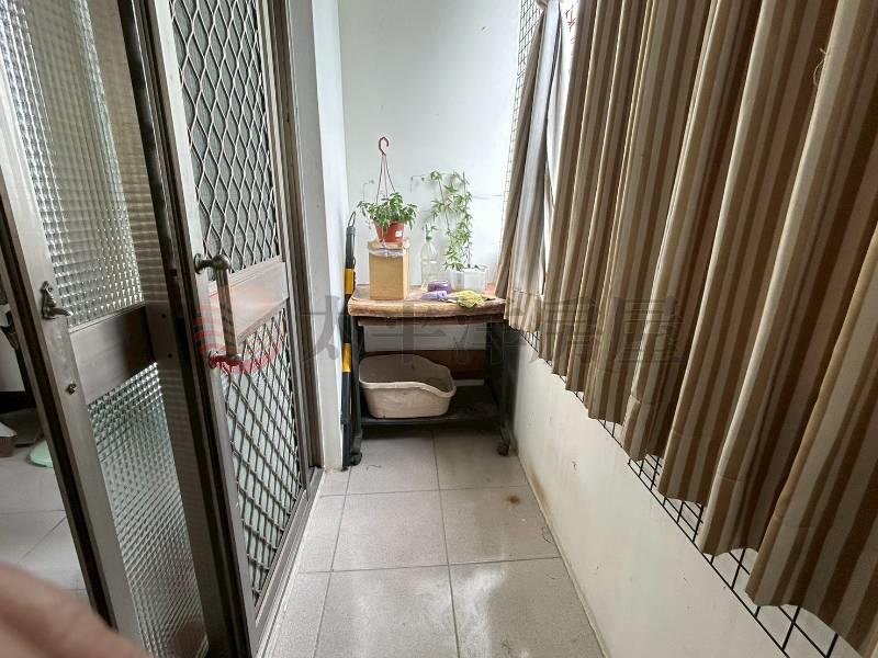 國六旁超值建地★買地送屋(平房+孝親透天房屋室內格局與周邊環境