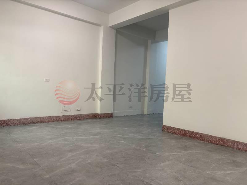 漢神百貨旁6大房大面寬透天房屋室內格局與周邊環境