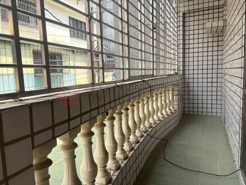 漢神百貨旁6大房大面寬透天房屋室內格局與周邊環境