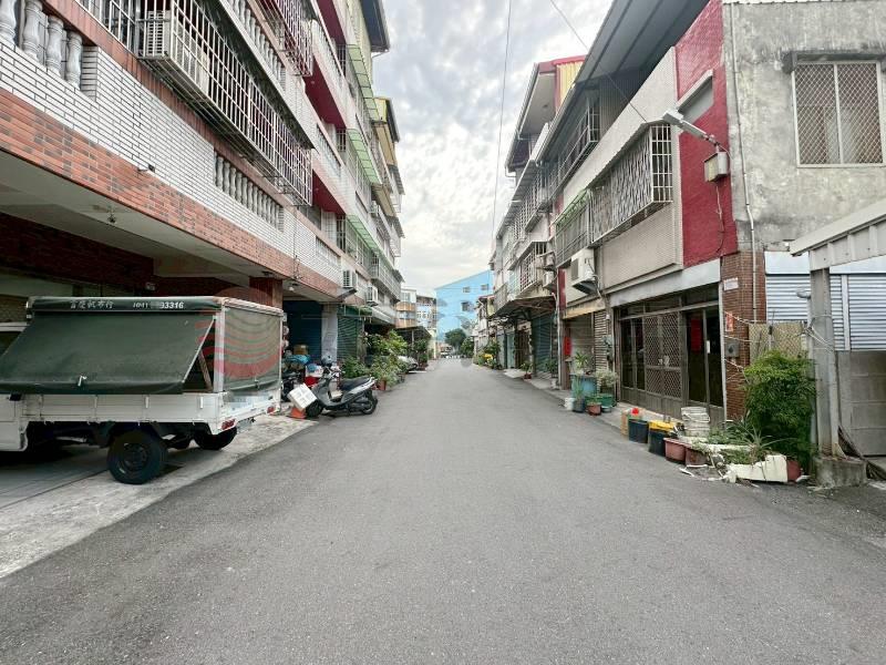 建國路旁5房美透天房屋室內格局與周邊環境