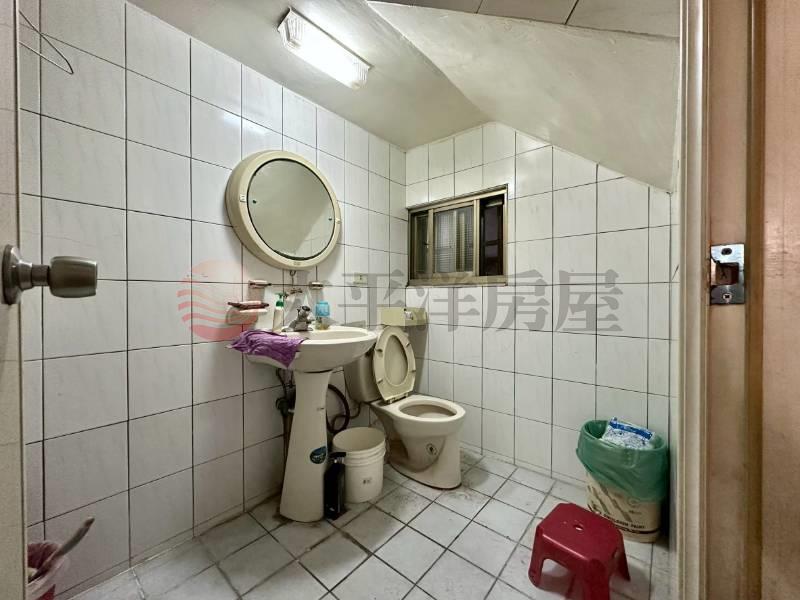 大村中山路稀有大面寬邊間透天房屋室內格局與周邊環境