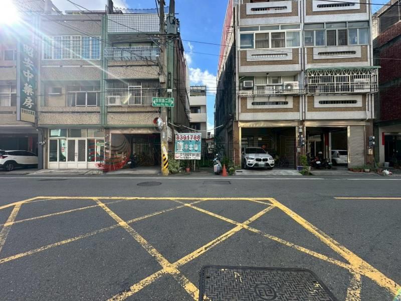 正浮圳路衝衝衝建地房屋室內格局與周邊環境