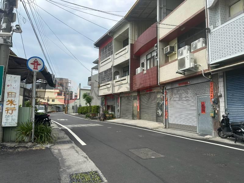 大村近龍燈公園田地房屋室內格局與周邊環境