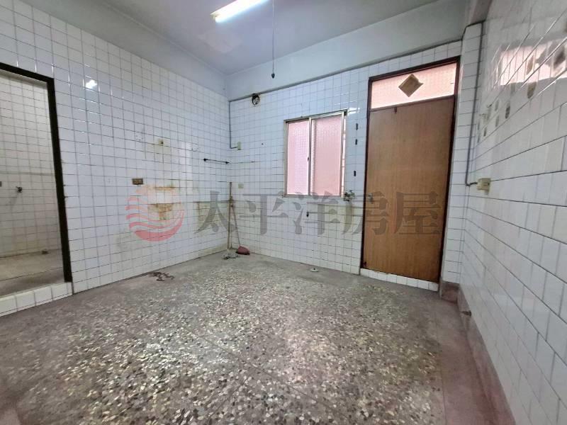 獨家-民族低價三房公寓房屋室內格局與周邊環境