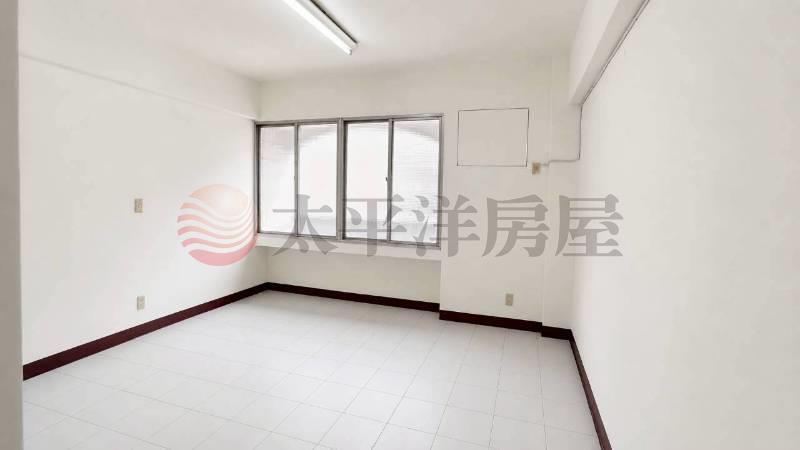 勞保局旁店住歐香家園房屋室內格局與周邊環境