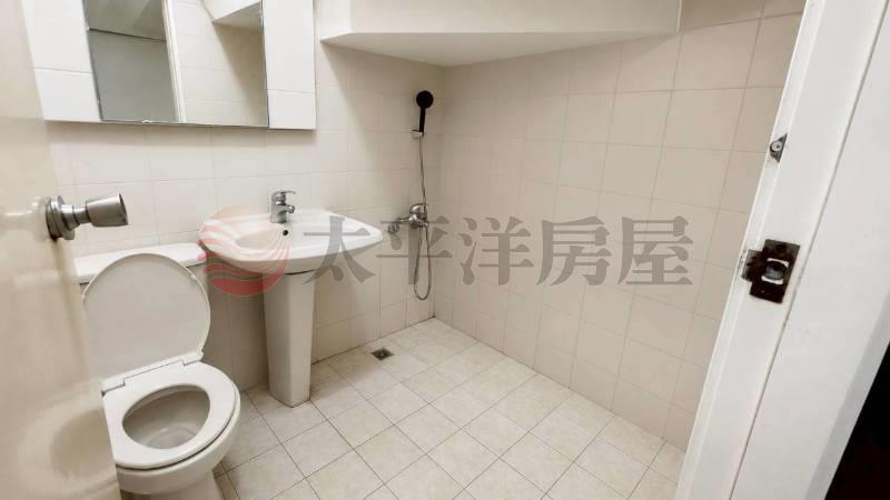 勞保局旁店住歐香家園房屋室內格局與周邊環境