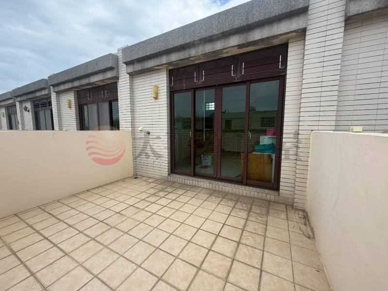 和美壘球場輕屋齡美墅房屋室內格局與周邊環境