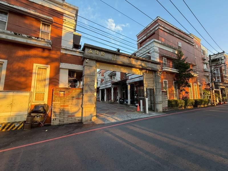 大村法國邨8套房房屋室內格局與周邊環境