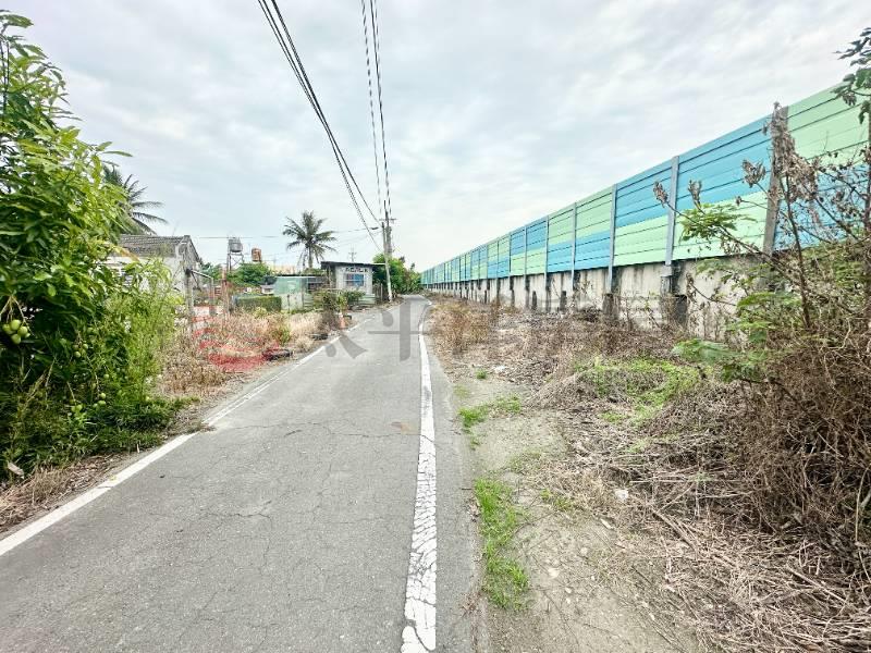 低總價秀水國道旁農地房屋室內格局與周邊環境