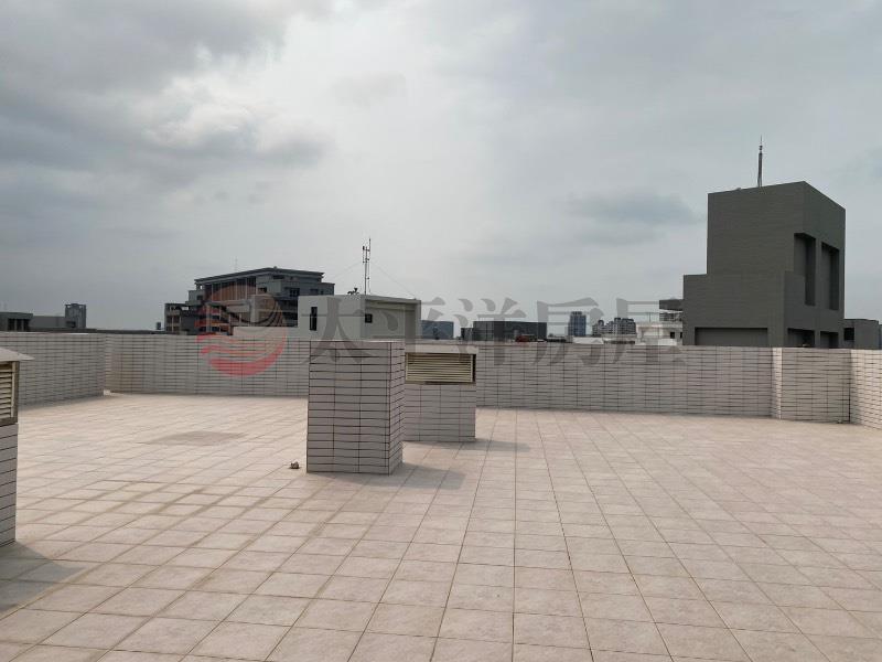 享薪家全新三房平車房屋室內格局與周邊環境