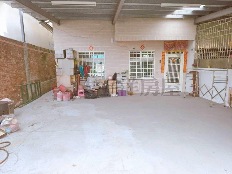 文生路大面寬透天房屋室內格局與周邊環境