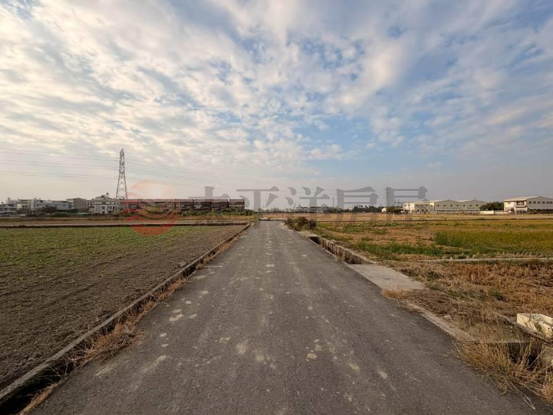 近雲科大角地房屋室內格局與周邊環境