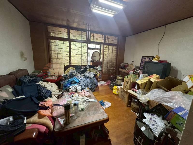 專簽-「戰亂風」彰南路三段透天厝房屋室內格局與周邊環境