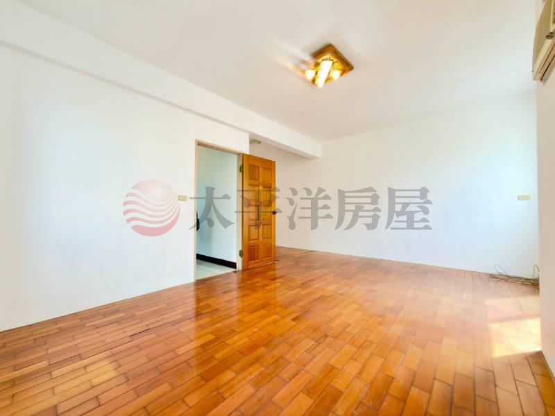 平鎮倚天大地稀有邊間透天房屋室內格局與周邊環境