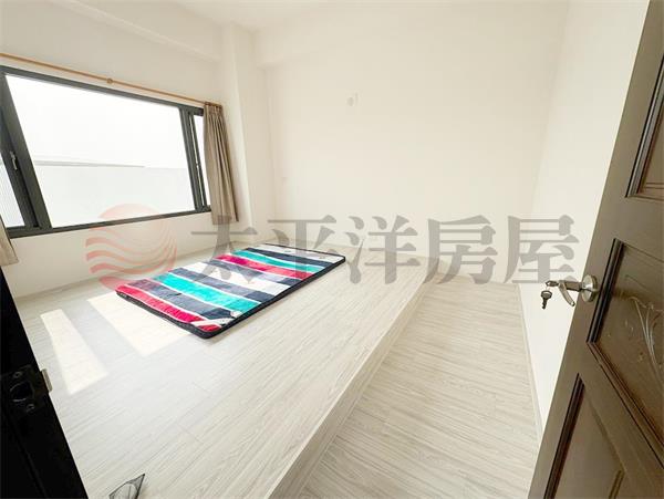和美東坡路丁種角間工業廠住房屋室內格局與周邊環境
