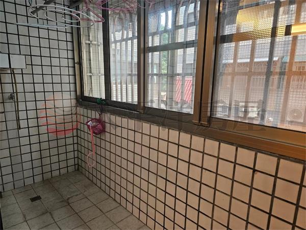 龍天下樓店房屋室內格局與周邊環境