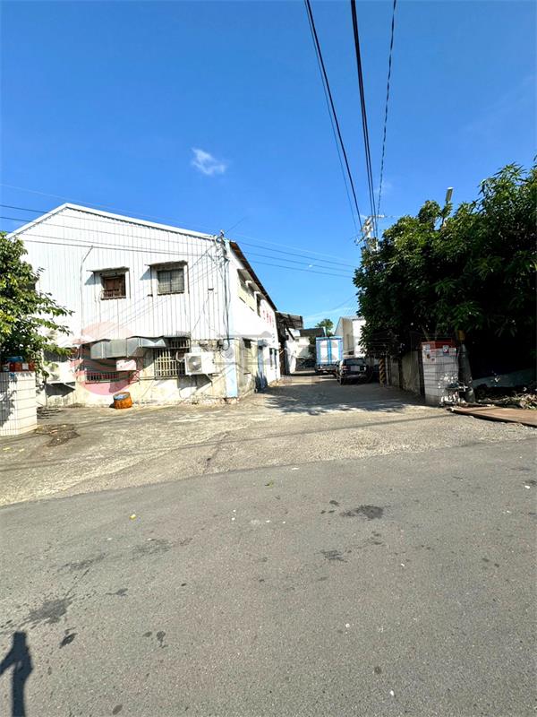 ★交流道特定區特登廠房★