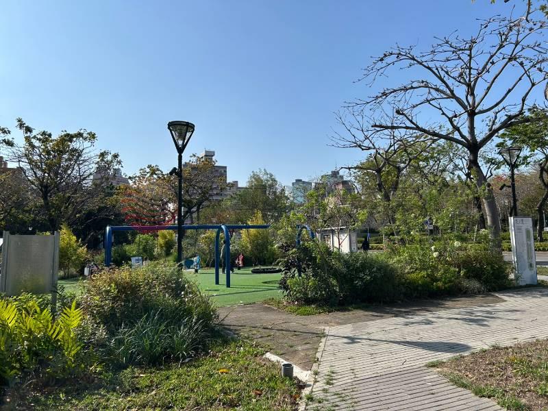 興大聖學府樓中樓景觀大戶房屋室內格局與周邊環境