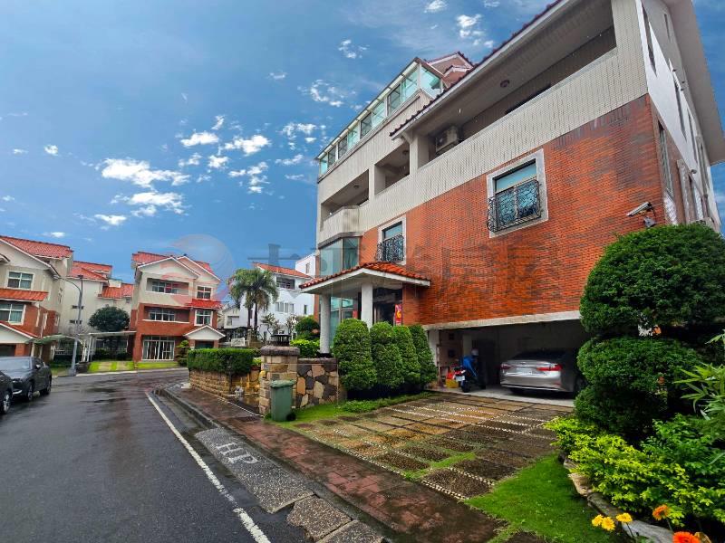 【頂級豪邸登場】海頓千萬裝潢獨棟大莊園房屋室內格局與周邊環境