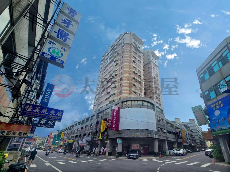 民族路景觀市心新廈｜超大四房+車位房屋室內格局與周邊環境