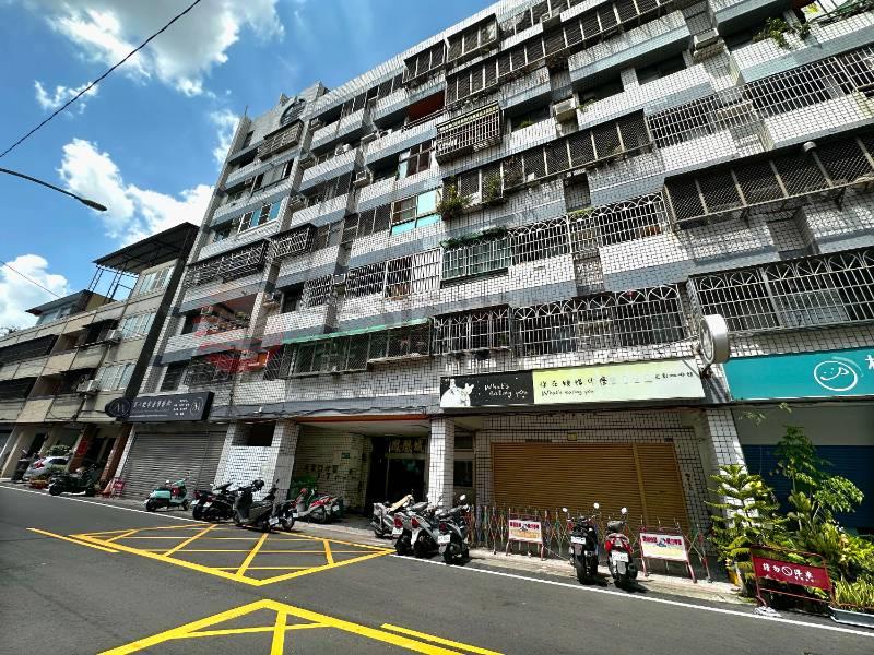 大埔路精華商圈華廈*4套房房屋室內格局與周邊環境