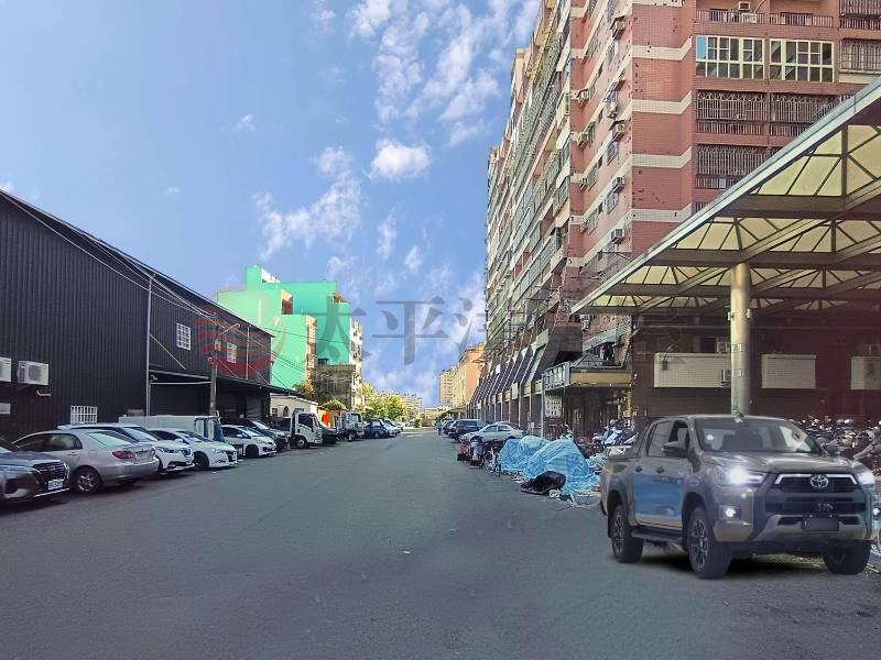 每坪只要7萬6 彰化市黃金投資商辦房屋室內格局與周邊環境