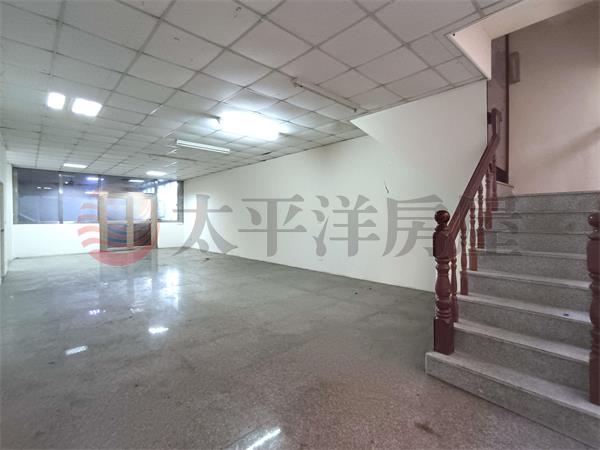 每坪只要7萬6 彰化市黃金投資商辦房屋室內格局與周邊環境