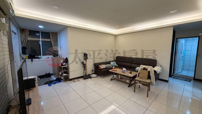 鎮撫街三房美寓