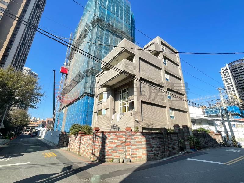 G10藝文獨棟大地坪透天