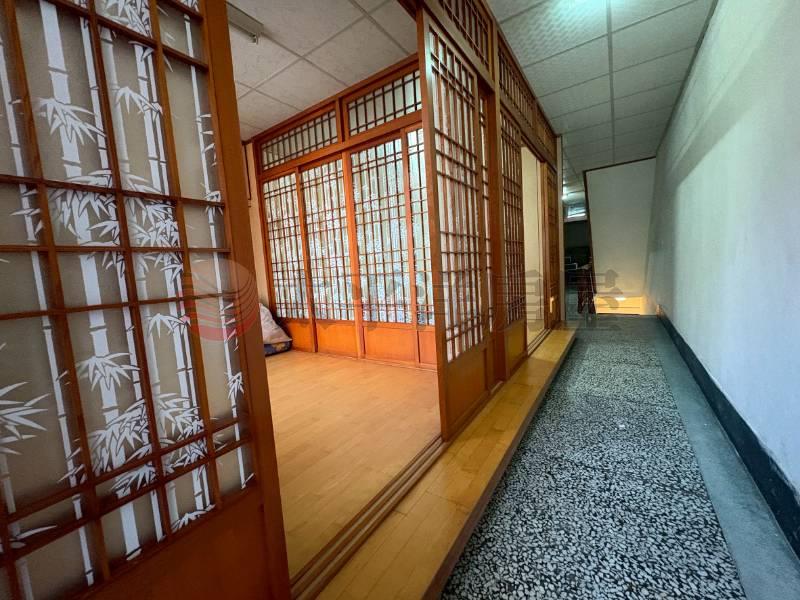 捷運G09站黃金地段大透天房屋室內格局與周邊環境