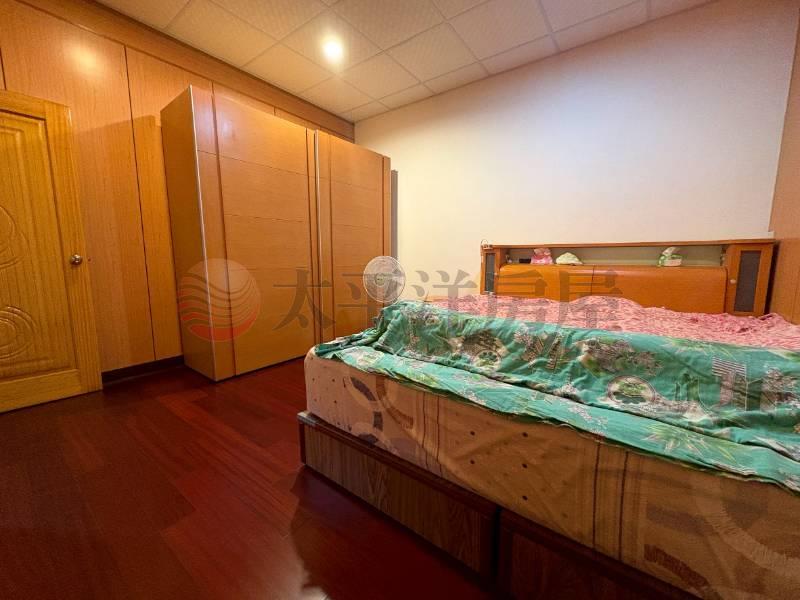 捷運G09站黃金地段大透天房屋室內格局與周邊環境