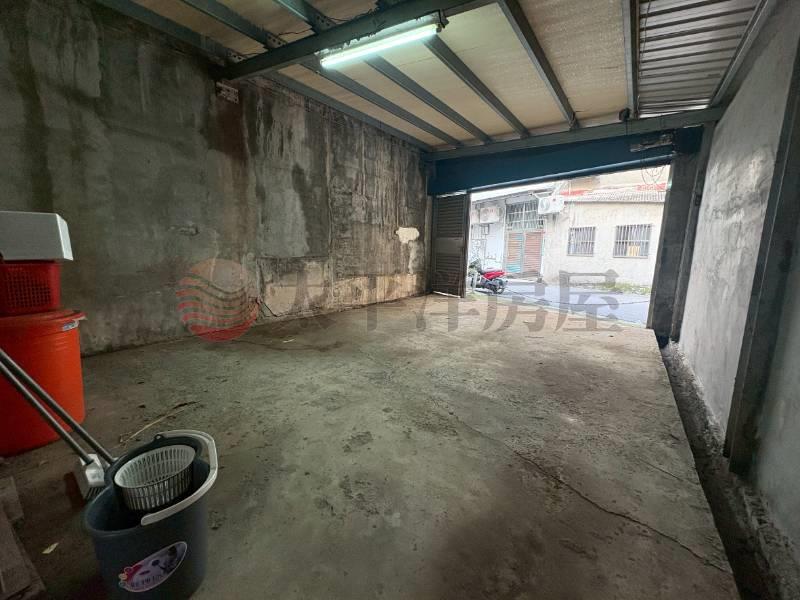 捷運G09站黃金地段大透天房屋室內格局與周邊環境