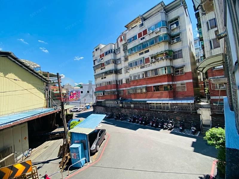 福德芳鄰3房車房屋室內格局與周邊環境