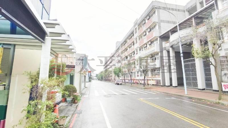員林國小旁店面房屋室內格局與周邊環境