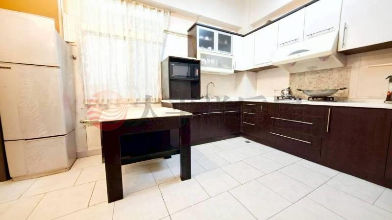 員林國小旁店面房屋室內格局與周邊環境