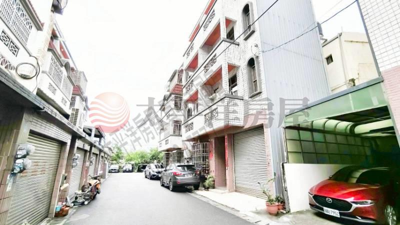 中山路旁大面寬車庫別墅房屋室內格局與周邊環境