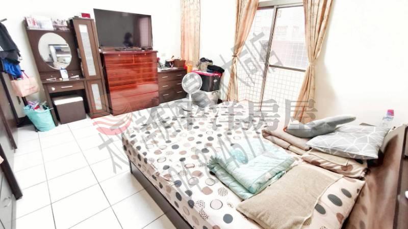 中山路旁大面寬車庫別墅房屋室內格局與周邊環境