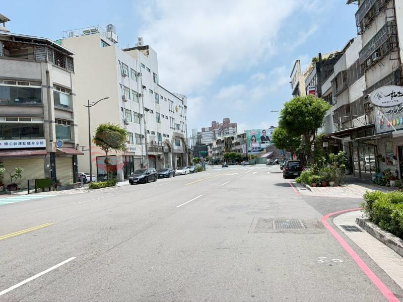 彰化旭光路旁透天房屋室內格局與周邊環境