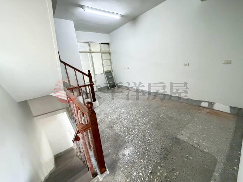 彰化旭光路旁透天房屋室內格局與周邊環境