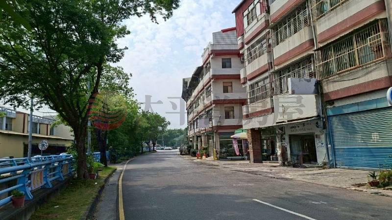 正萬年路店住房屋室內格局與周邊環境