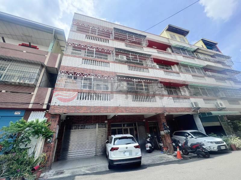 建國路旁透天房屋室內格局與周邊環境