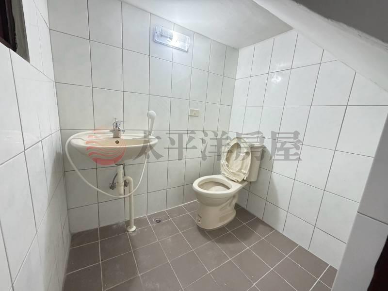 彰化中正路旁透天房屋室內格局與周邊環境