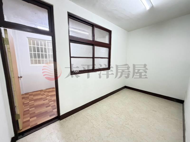 彰化中正路旁透天房屋室內格局與周邊環境