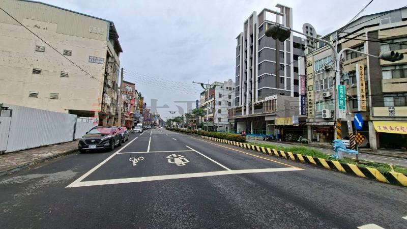 正莒光路大面寬建地房屋室內格局與周邊環境
