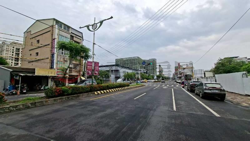 正莒光路大面寬建地房屋室內格局與周邊環境