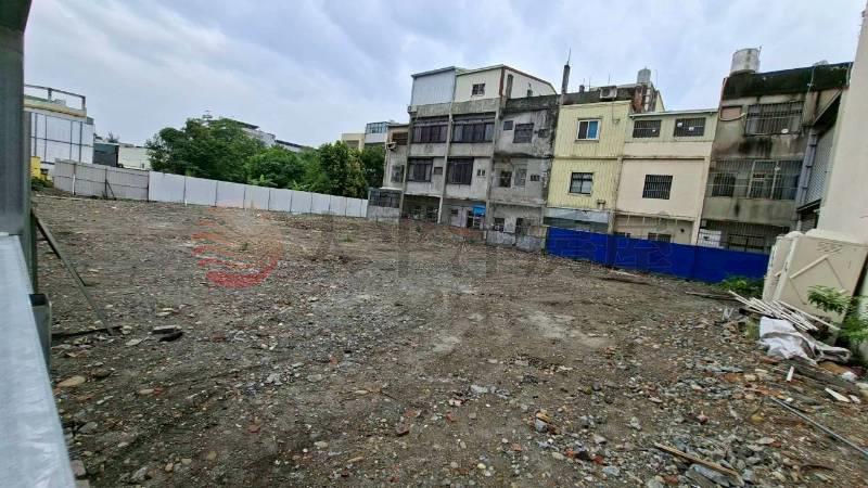 正莒光路大面寬建地房屋室內格局與周邊環境